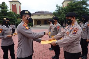 Aplikasi Pendekar Banten Terobosan Kreatif Personel, Dirpamobvit Polda Banten Berikan Penghargaan