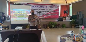 Wadirlantas Polda Banten Berikan Reward Kepada Tiga Kasatlantas Berprestasi