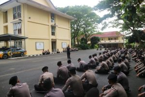 Kabidhumas Polda Banten Berikan Materi Tentang Kode Etik Jurnalistik Kepada Bintara Remaja