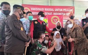 BINDA Bengkulu Bersama FKPD Mukomuko Vaksinasi Pelajar SD