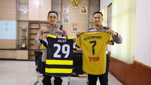 Kapolres Pandeglang Resmikan Tim Sepak Bola Satya Harprabu FC