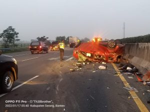 Dirlantas Polda Banten: Karena Mengantuk, Tiga Kendaraan Terlibat Laka di Tol Tangerang-Merak