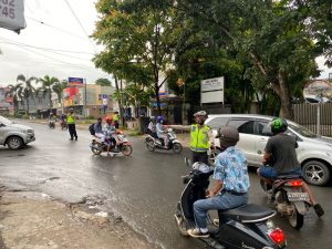 Ditlantas Polda Banten Lakukan Pengaturan Lalu Lintas