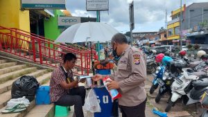 Satbinmas Polres Pandeglang Himbau Prokes dan Bagikan Masker Gratis Kepada Masyarakat