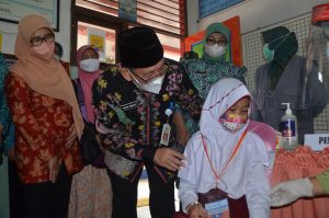 Pj Sekda Minta Puskesmas dan Sekolah Terus Sosialisasikan Pentingnya Vaksinasi