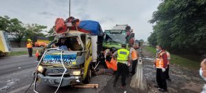 Laka di KM 68 Tol Serang, Ditlantas Polda Banten Olah TKP