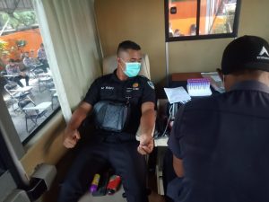 Stok Darah PMI Berkurang, Satbrimob Polda Banten Laksanakan Donor Darah