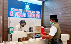 Mantan Bupati Siak, Kadis Hutbun dan PT DSI Dilaporkan LSM Perisai ke Kejati Riau