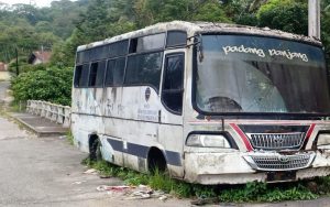 Mobil Bus Milik Pemko Padangpanjang Ditelantarkan