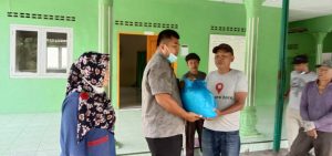 Sambut Ramadhan 1443 H, Manajemen PTPN4 Unit PKS gunung Bayu Berikan Sembako