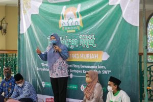 Buka Pesantren Kilat, Bupati Irna: Jagalah Ahlak