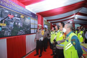 Malam Takbiran, Kapolda Riau Bersama Forkopimda Patroli Keliling Kota, Pastikan Situasi Kondusif