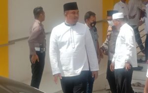 Bupati Dharmasraya Laksanakan Halal Bihalal di Mesjid Agung