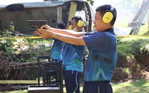 Mengisi HUT Bhayangkara ke-76, Polres Mukomuko Gelar Lomba Menembak