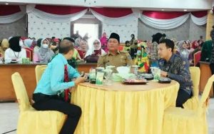 Mewakili Bupati, Wabup Hairan Hadiri Acara Puncak Hari Kartini ke-143 Tahun 2022