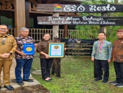 Destinasi Wisata Rimba Alam Bahagia, Arkillaa Mangrove Lounge dan RM Belitung Tempo Dulu Melahirkan Rekor Nasional