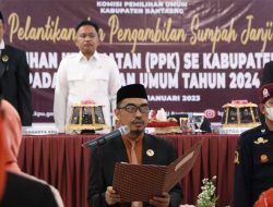 Hadiri Pelantikan PPK, Ilham Azikin Titip Pesan Penting untuk PPK Terpilih 