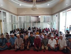 111 Anak Yatim Piatu Terima Santunan