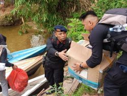 Sambut Ramadhan Batalyon C Satuan Brimob Polda Riau Salurkan Sembako Ke Pelosok Desa