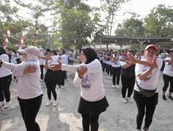 Senam Sehat dan Jajan Gratis Ala Gardu Ganjar Diikuti Ratusan Mak-Mak di Tangerang