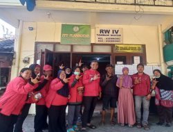 Wakil DPC PDIP Surabaya Door to Door