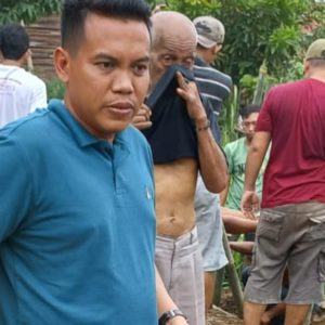 Warga Galeong Berpartisipasi dalam Gotong Royong