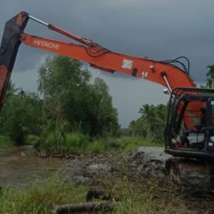 PTPN IV Regional 4 Perbaiki Kanal Warga Lagan Dalam Upaya Antisipasi Banjir 