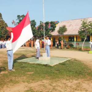 Police Goes To School, Bhabinkamtibmas Binluh di SMKN 1 Pakuan Ratu