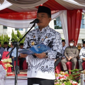 Gubernur Al Haris Pimpin Upacara  Peringatan Hari Guru Nasional Dan HUT PGRI Ke – 78 Tahun 2023