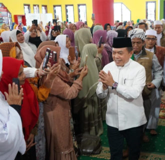 Gubernur Al Haris Hadiri Acara  Isra’mi”raj 1445 H di Masjid Muhammad Cheng Hoo