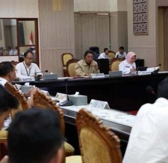 Kendalikan Inflasi, Pj Gubernur Banten Al Muktabar Jaga Stok dan Harga Pangan Saat Ramadan