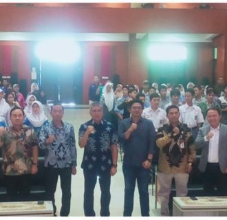 Ratusan Peserta Pelajar Bersemangat Ikuti Pendidikan Politik untuk Pemilih Pemula di Kota Cimahi