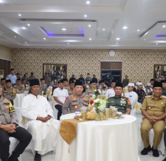 Safari Ramadhan 1445 H/2024 M, Kapolri dan Panglima TNI Buka Puasa Bersama dengan Tokoh Ulama dan Masyarakat