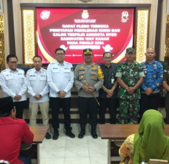 Polisi Gelar Pengamanan Rapat Pleno Penetapan Hasil Pemungutan Suara DPRD Kabupaten Way Kanan