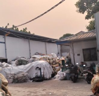 Usaha Limbah Plastik di Koang Jaya Kota Tangerang Disinyalir Dikuasai Oknum, Pajaknya Diduga Diselewengkan