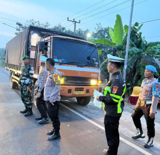 Tertibkan Kendaraan Over Kapasitas, TNI POLRI dan Dishub Gelar Razia di Jalinsum Way Kanan