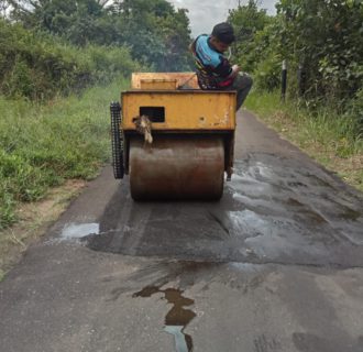 CV Tri Indika Utama Perbaiki Proyek Jalan Rangge Sentap Ketapang