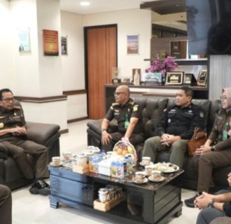 Tim Penindakan Jampidmil Kejaksaan Agung RI Kunjungi Kejaksaan Tinggi Riau