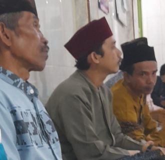 Pengajian Malam Selasa di Masjid Al Mujahidin Galeong Berjalan Lancar