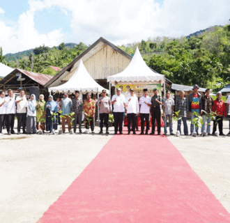 Bupati Solok Selatan H Khairunnas , Kerahkan Mesin Eskavator Tanggulangi Bencana Di Sungai Manau Kecamatan KPGD