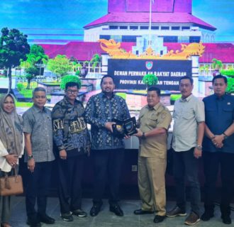 Pinto Pimpin Studi Banding Banmus DPRD Provinsi Jambi ke Kalimantan Tengah