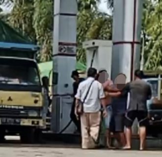 Keributan Kembali Terjadi di SPBU ATS Desa Sungai Ambawang Kuala Kubu Raya