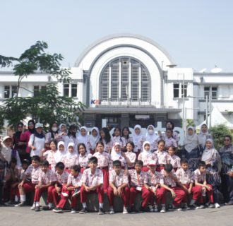 Siswa Siswi SDN CBS 07 Pagi Study Tour ke Kota Tua dan Museum BNI