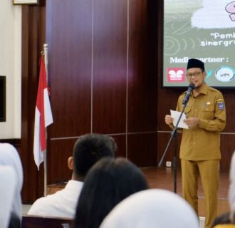 Bantuan Sosial untuk Pendidikan: Upaya Kota Depok Menjamin Masa Depan Siswa Kurang Mampu