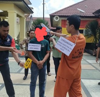 Polres Kampar Gelar Rekontruksi Pembacokan dan Pembunuhan Anak di Bawah Umur