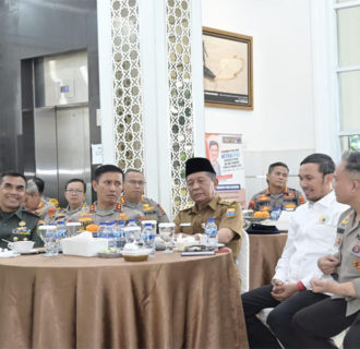 Ketua DPRD Jambi Hadiri Grand Launching Aplikasi