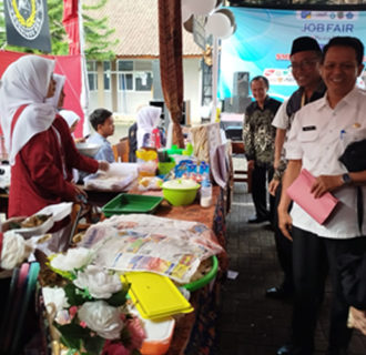 Bantu Tekan Angka Pengangguran, SMK Taruna Bangsa Ciamis Gelar Job Fair dan Market Day