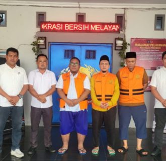 Ditreskrimsus Lakukan Serah Terima Tersangka dan Barang Bukti Kasus Korupsi BNI Cabang Bengkalis 