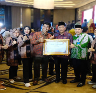 Jambi Raih Penghargaan GDPK Award, Rancang Pembangunan Kependudukan Berkwalitas