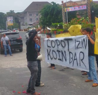 Aliansi Anak Muda Bergerak Siantar Simalungun Lakukan Unjuk Rasa 